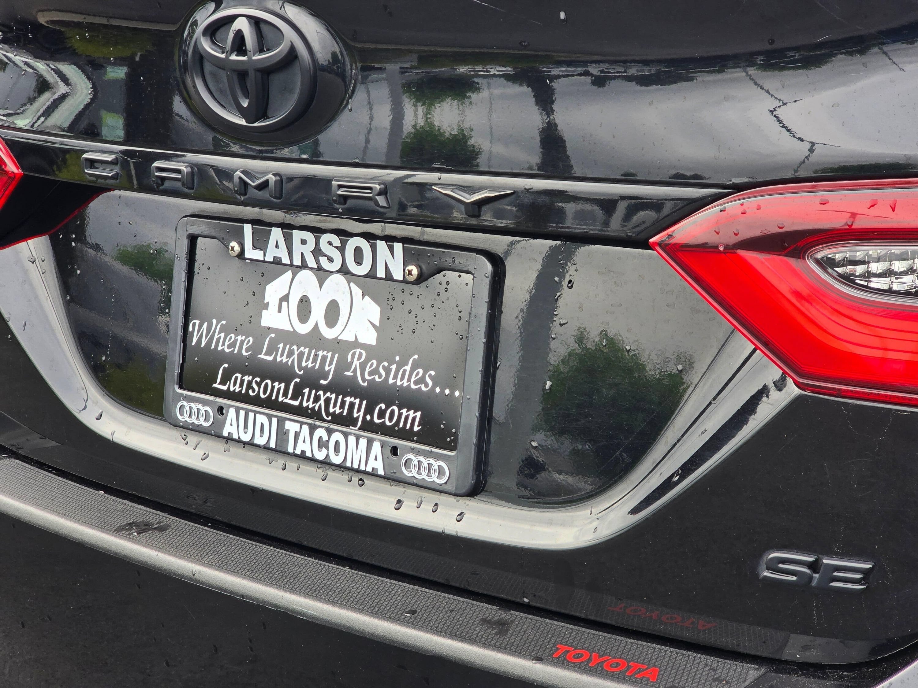Used 2022 Toyota Camry SE w/ TRD Appearance Package (TMS) FWD image 28
