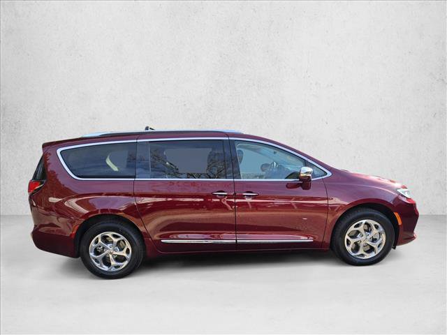 Used 2021 Chrysler Pacifica Limited video 4