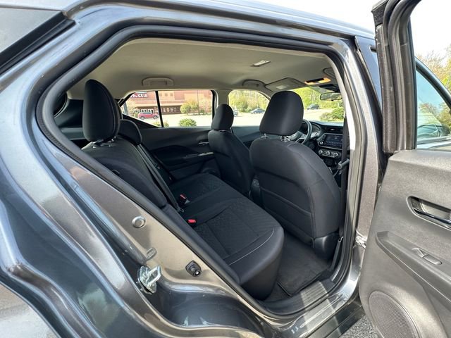 Used 2023 Nissan Kicks SV FWD image 17