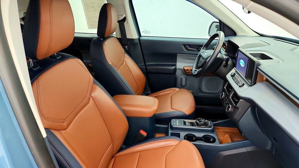 Used 2022 Ford Maverick Lariat FWD image 23