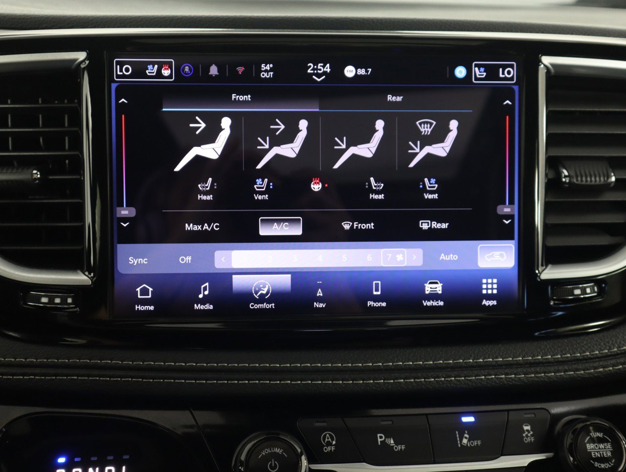 Used 2025 Chrysler Pacifica Limited image 24