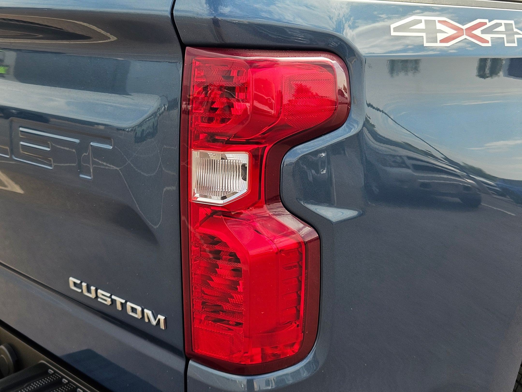 Certified 2024 Chevrolet Silverado 1500 Custom AWD/4WD image 13