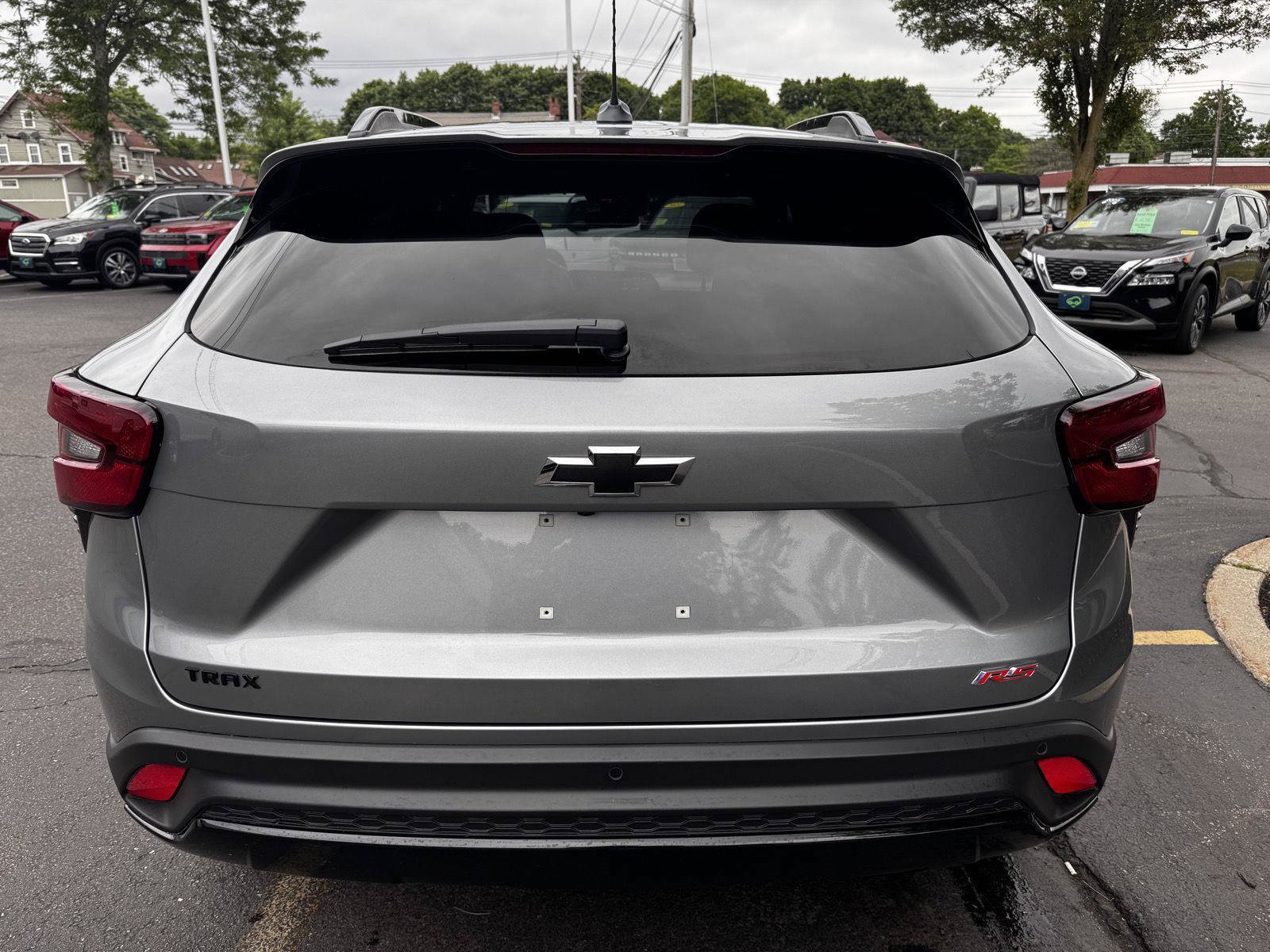 Used 2026 Chevrolet Trax RS w/ Sunroof Package FWD image 5