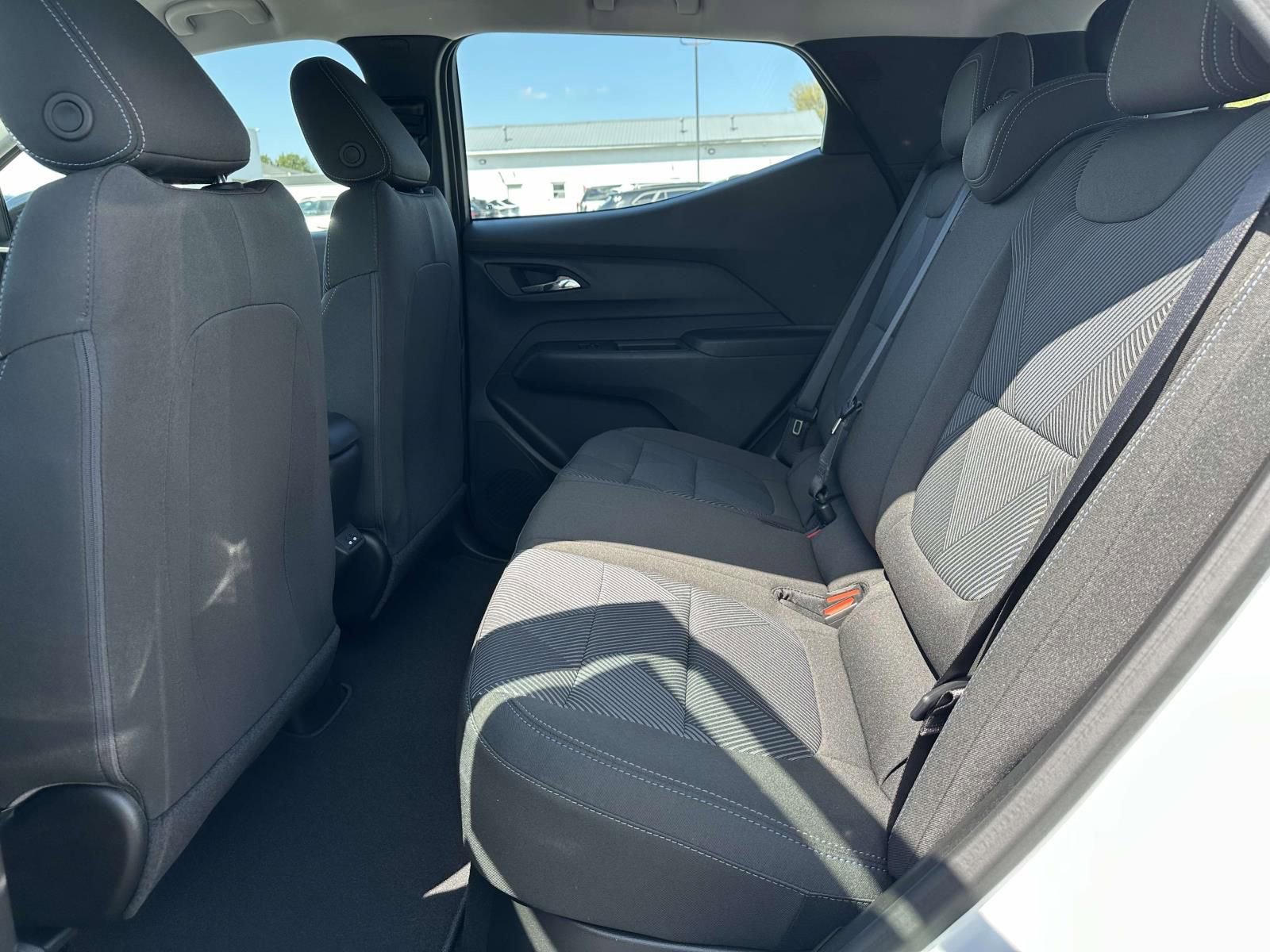 New 2027 Chevrolet Bolt LT w/ Comfort Package FWD image 21