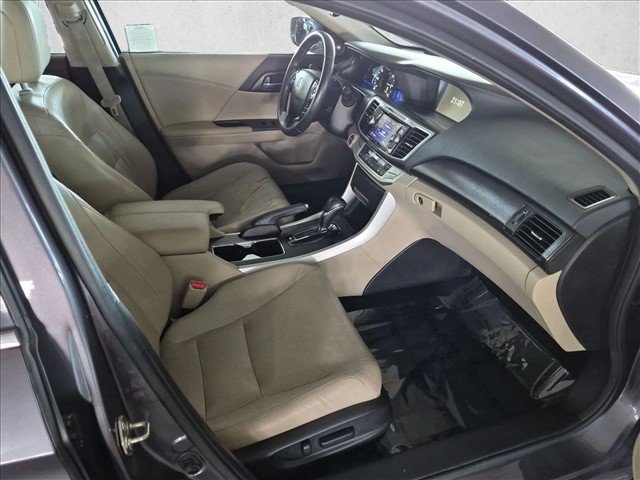 Used 2015 Honda Accord EX-L image 22
