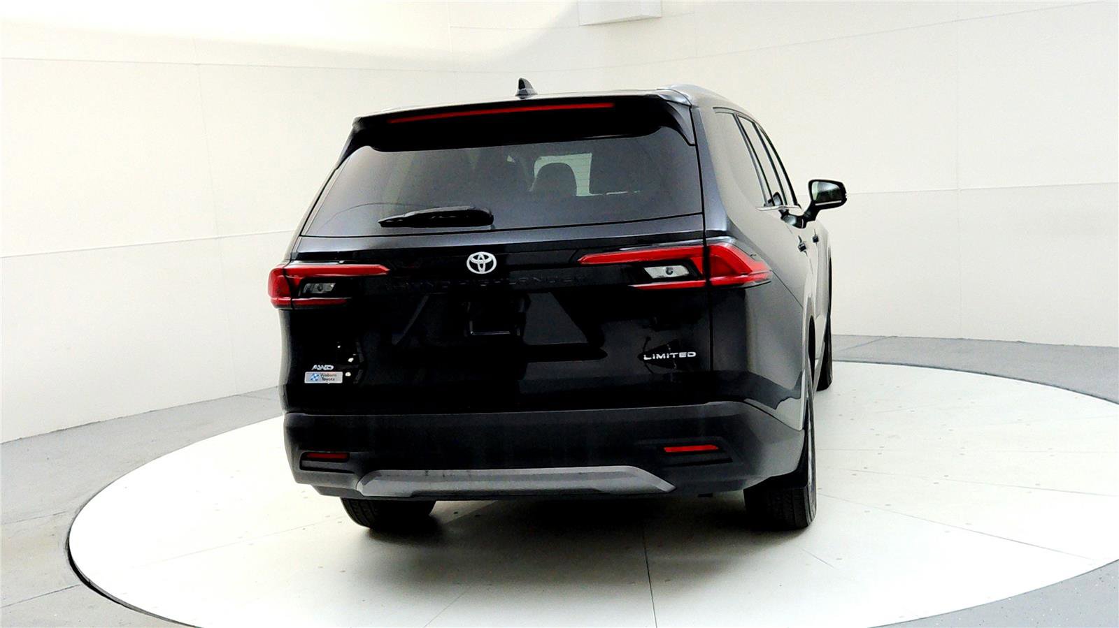 Used 2024 Toyota Grand Highlander Limited image 5