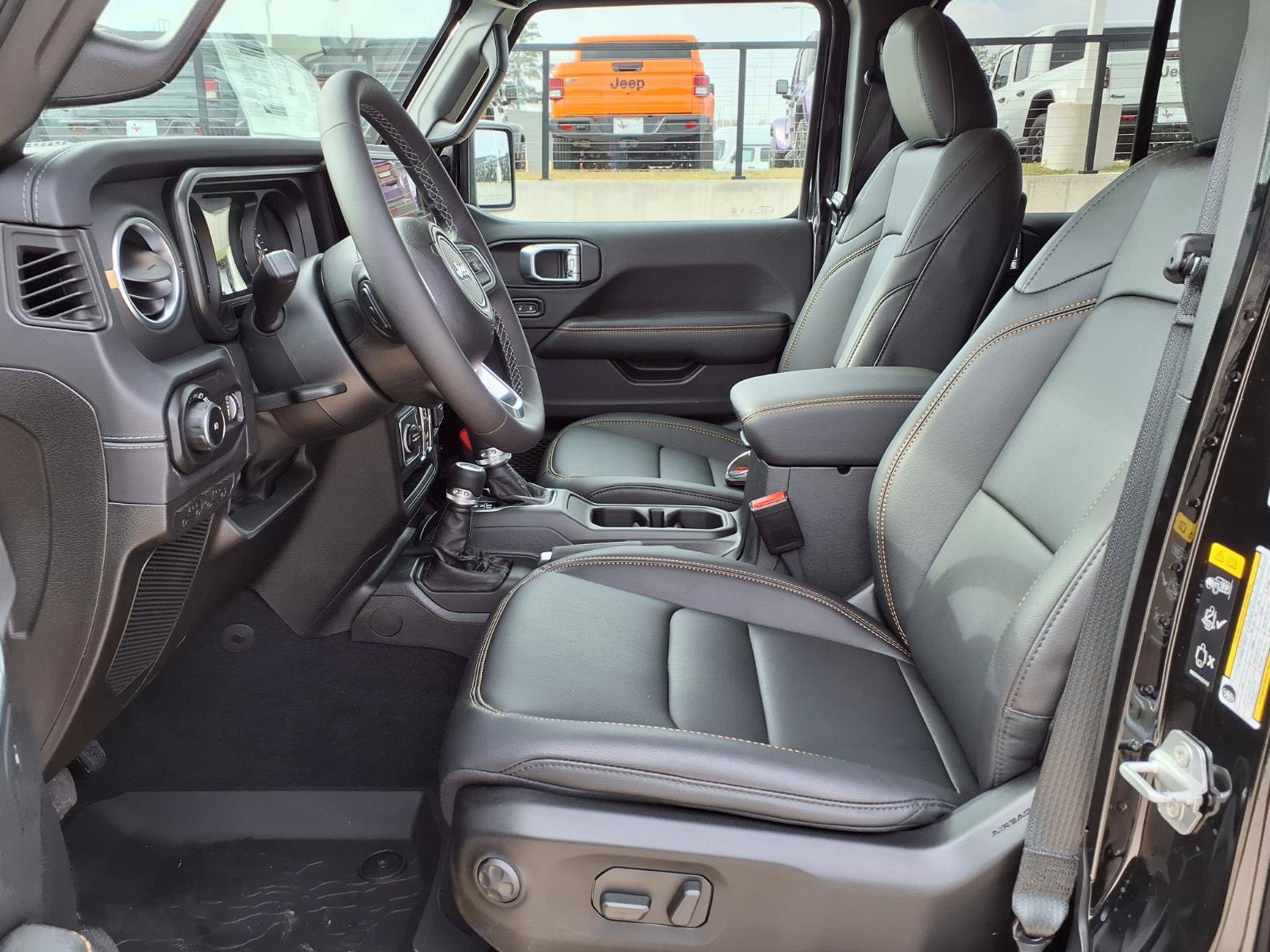 New 2026 Jeep Wrangler Unlimited Sahara w/ Safety Group AWD/4WD image 13