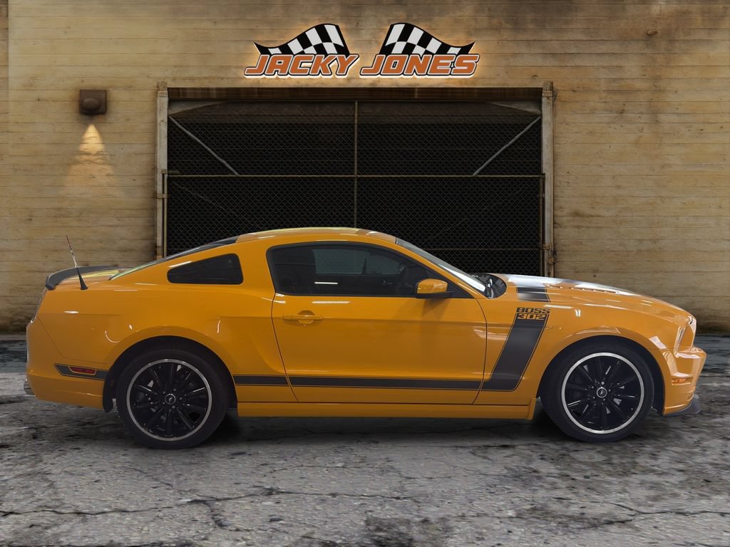 Used 2013 Ford Mustang Boss 302 RWD image 12