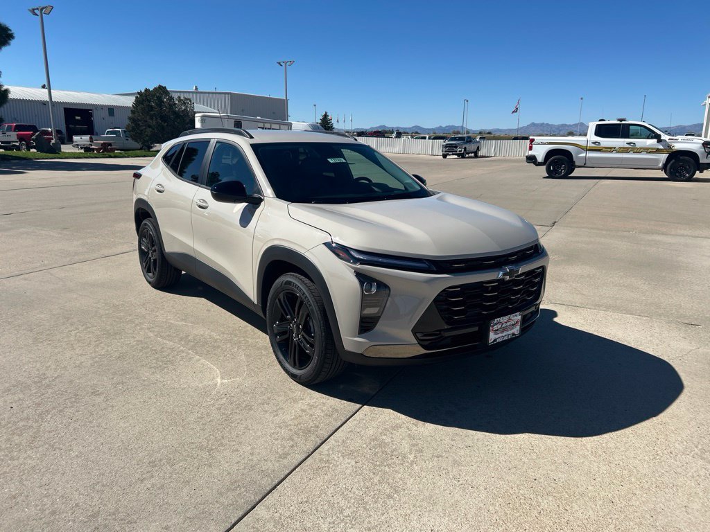 New 2026 Chevrolet Trax ACTIV w/ Driver Confidence Package FWD image 8