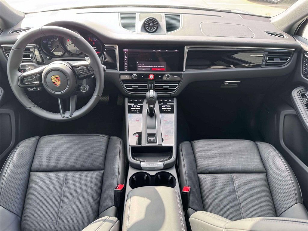 New 2026 Porsche Macan S image 18