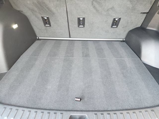 Used 2026 Chevrolet Equinox LT FWD image 32