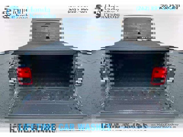 Used 2023 Jeep Gladiator Rubicon w/ Cold Weather Group image 28