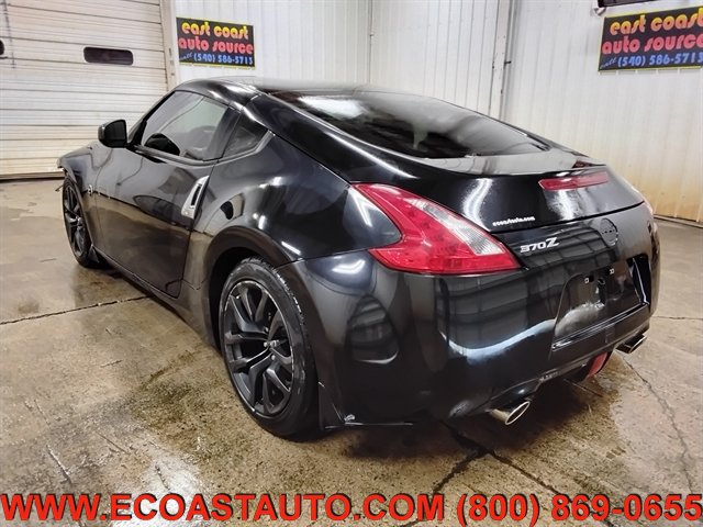 Used 2017 Nissan 370Z Coupe RWD image 6