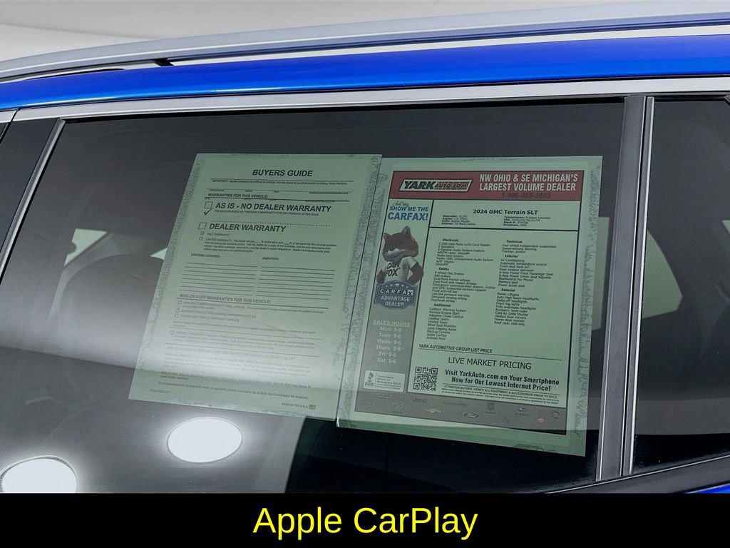 Used 2024 GMC Terrain SLT image 13