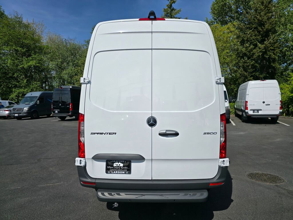 New 2025 Mercedes-Benz Sprinter 2500 image 5