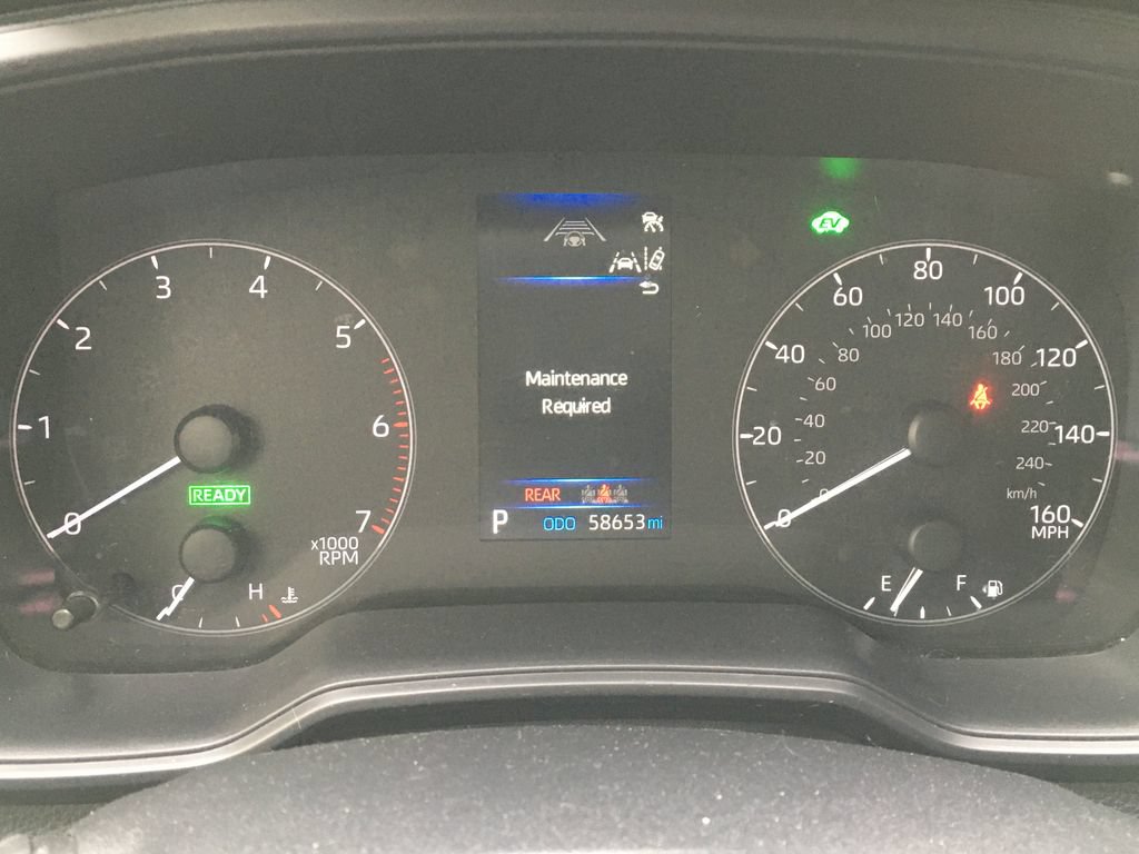 Used 2023 Toyota Corolla LE FWD image 2
