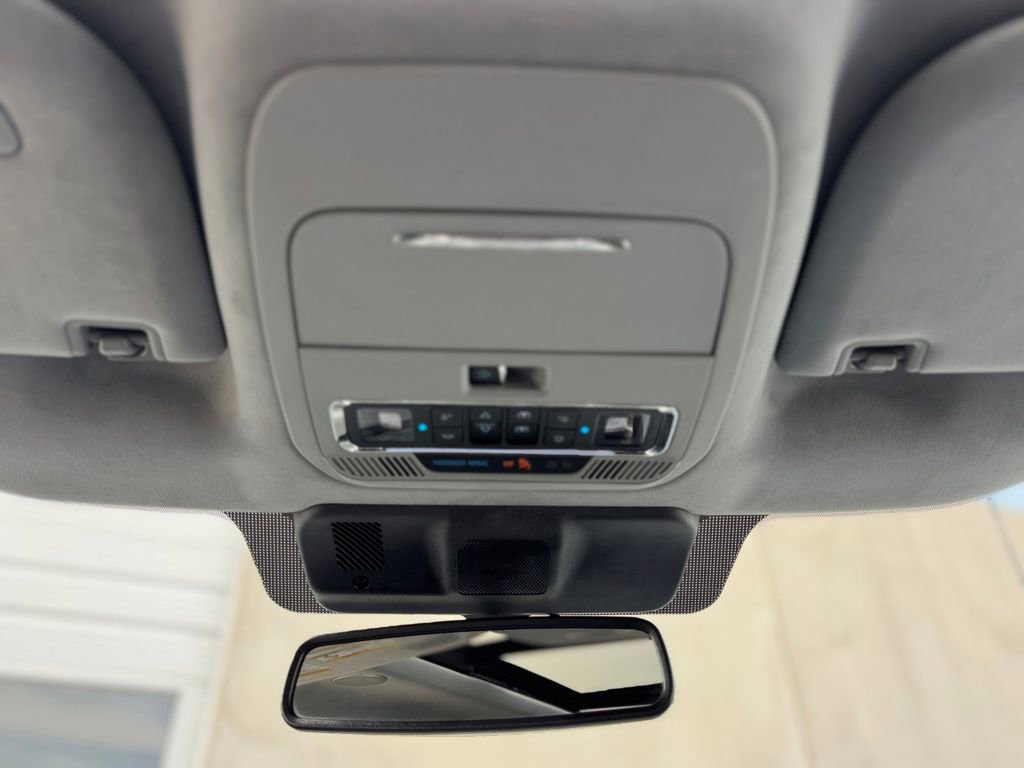 Used 2023 Ford F150 Limited image 30