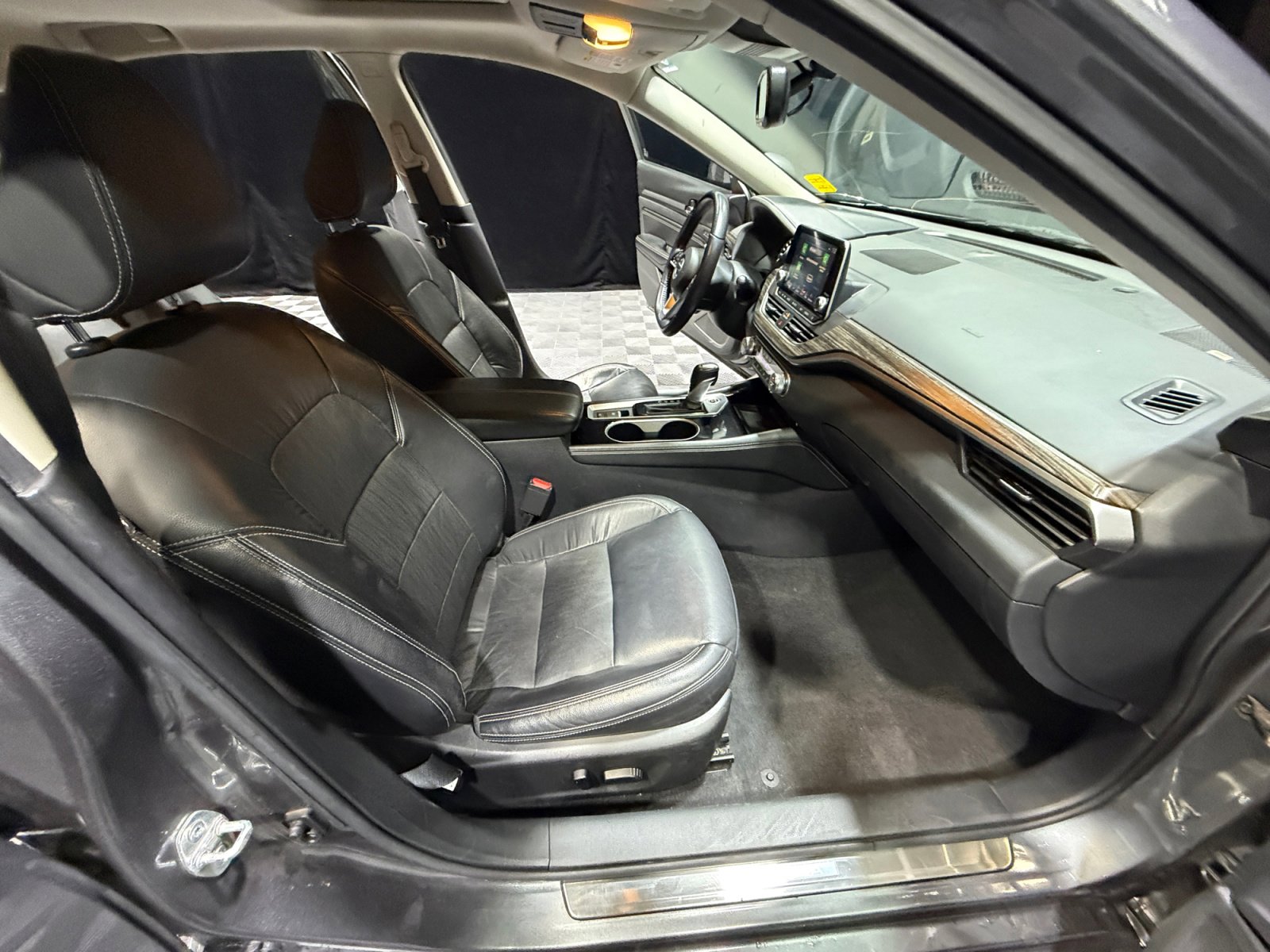 Used 2021 Nissan Altima 2.5 Platinum image 19