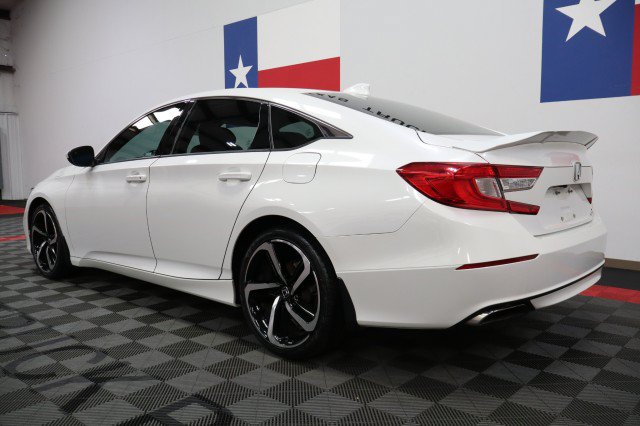 Used 2018 Honda Accord Sport image 5