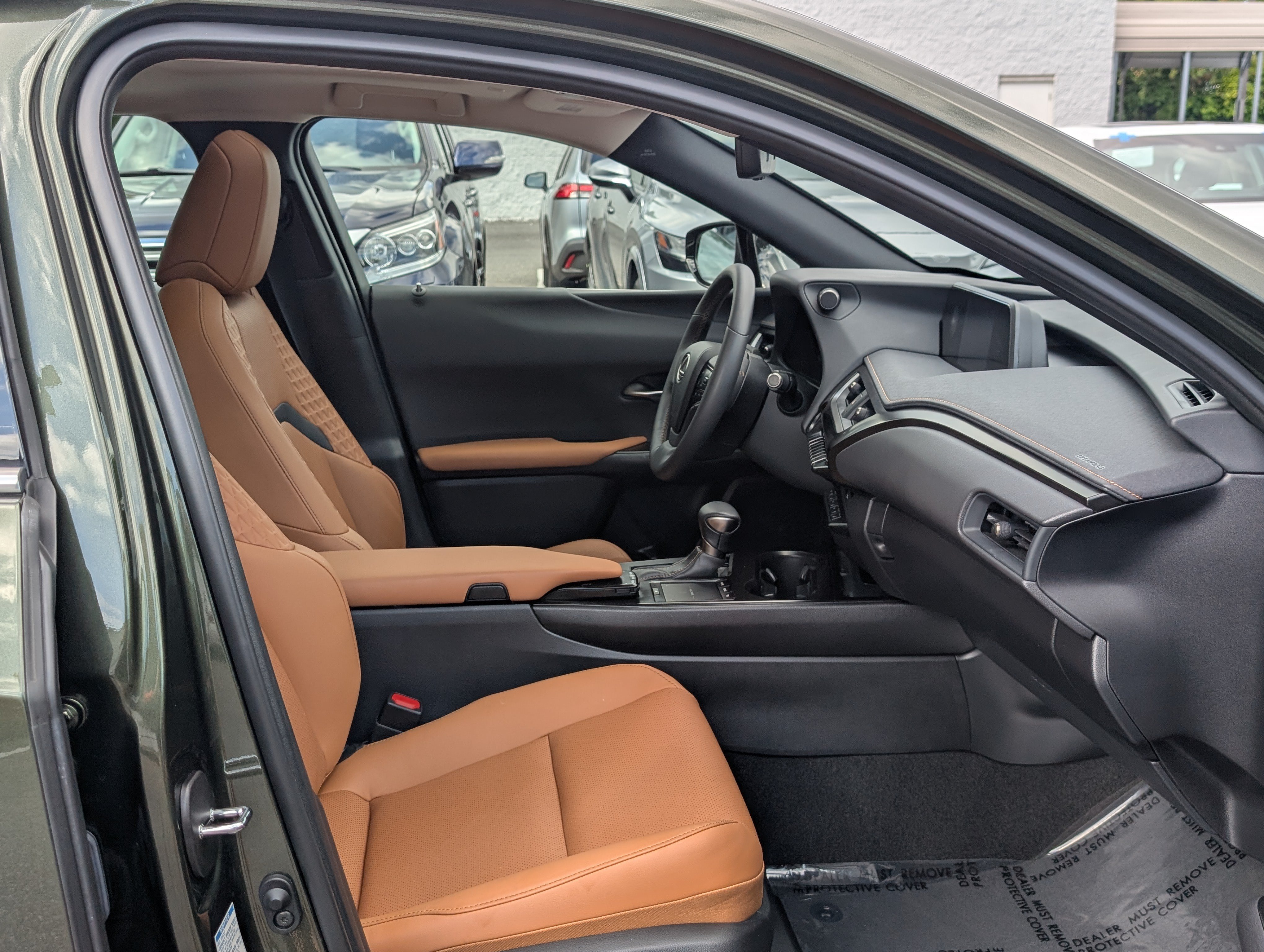 Certified 2021 Lexus UX 250h w/ Premium Package AWD/4WD image 11