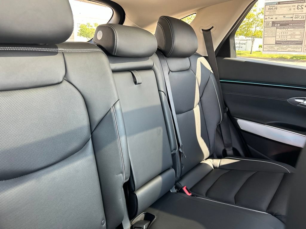 New 2026 Genesis GV70 2.5T Advanced AWD/4WD image 34