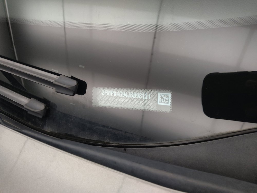 Used 2018 Ford Edge SE image 33