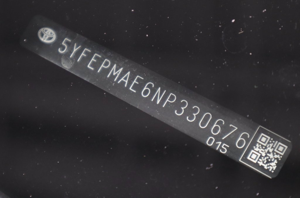 Used 2022 Toyota Corolla LE image 33