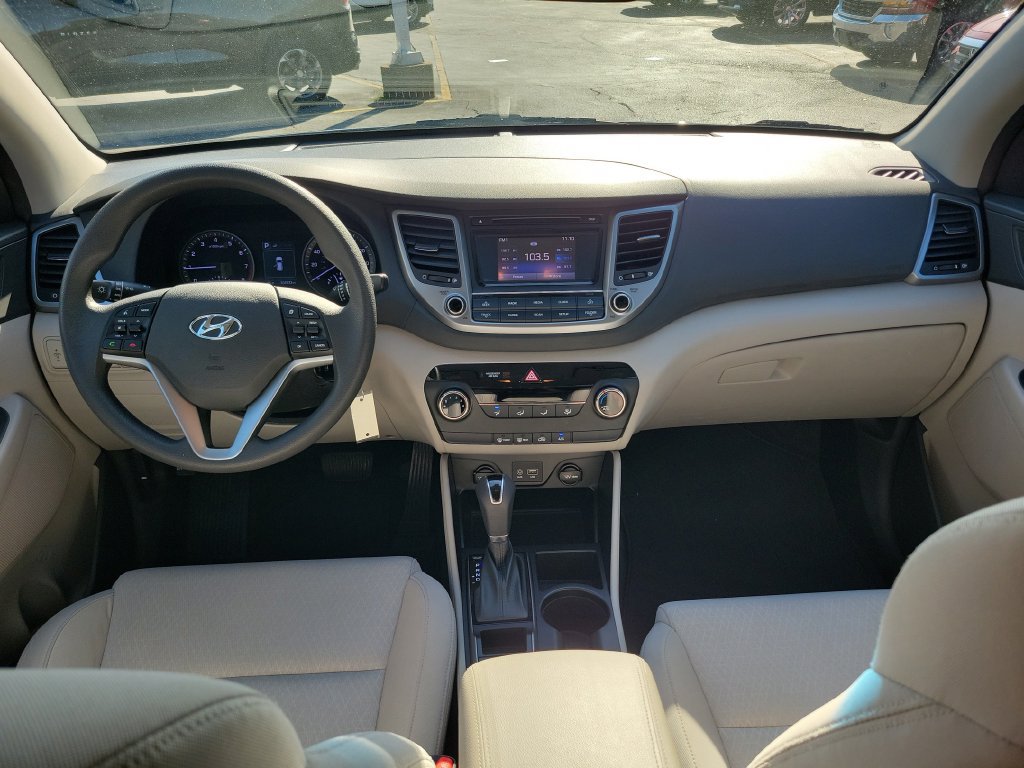 Used 2017 Hyundai Tucson SE w/ Cargo Package FWD image 13