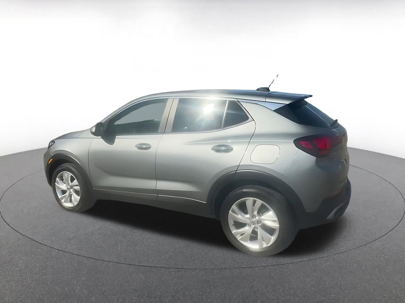 Used 2025 Buick Encore GX Preferred image 10