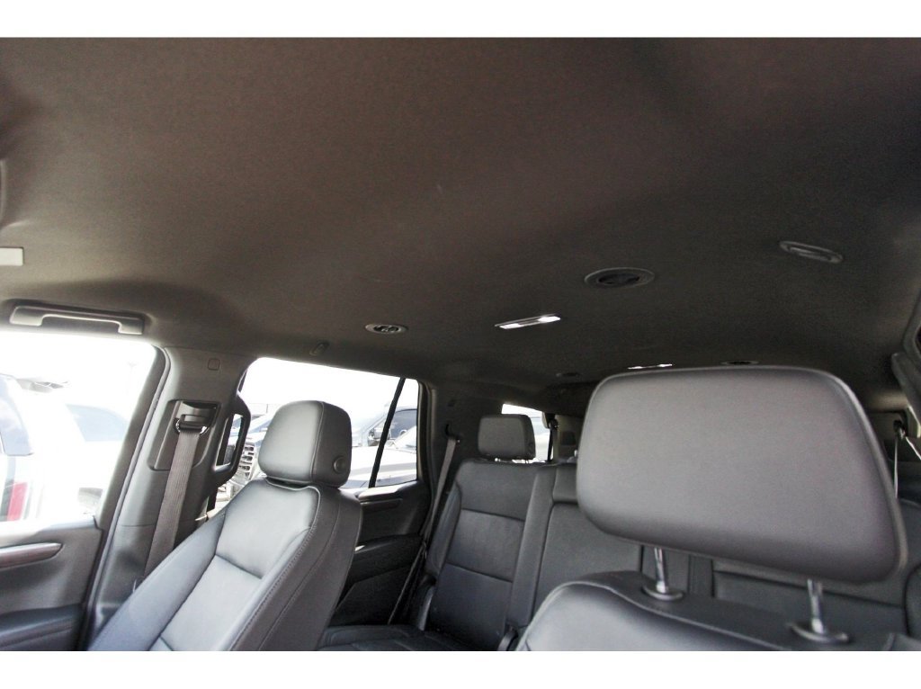 Used 2025 Chevrolet Tahoe LT RWD image 28