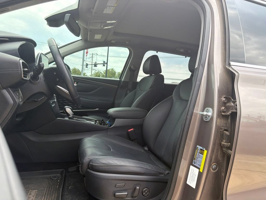Used 2019 Hyundai Santa Fe FWD image 16