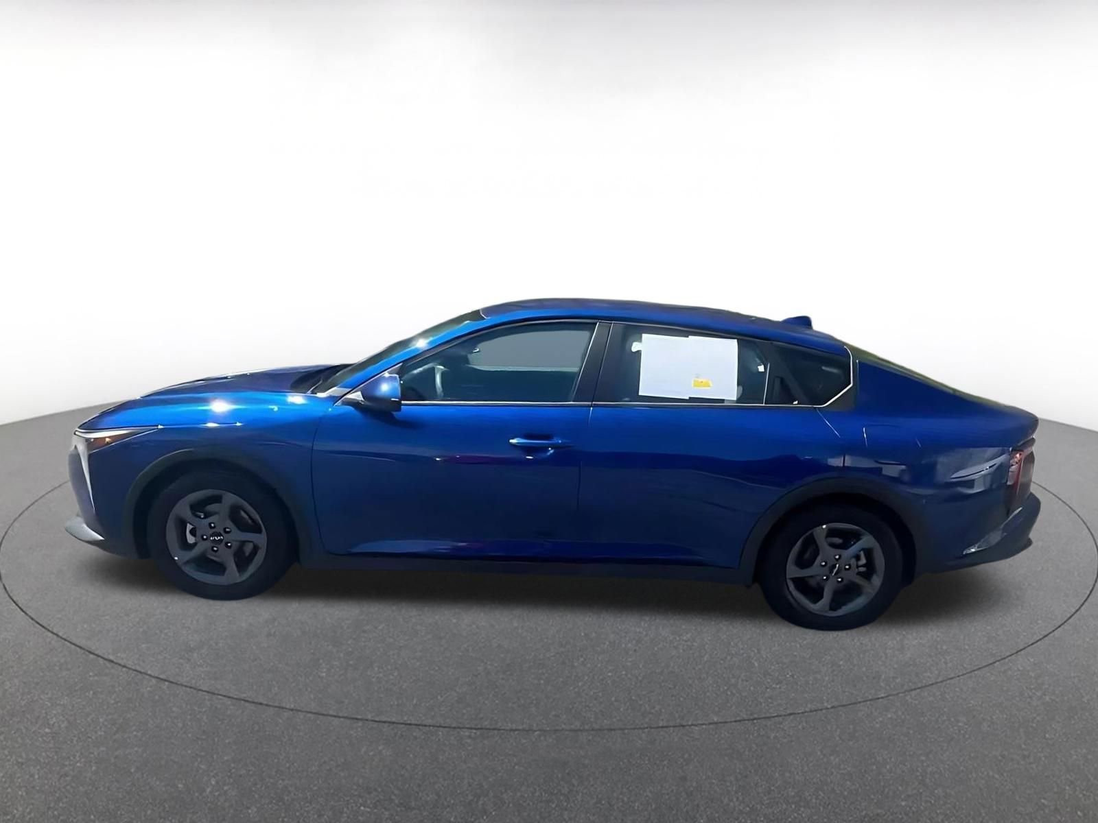 Used 2025 Kia K4 FWD image 8