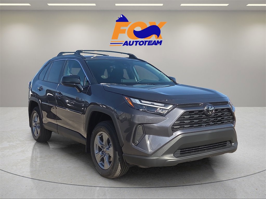 New 2025 Toyota RAV4 LE image 7