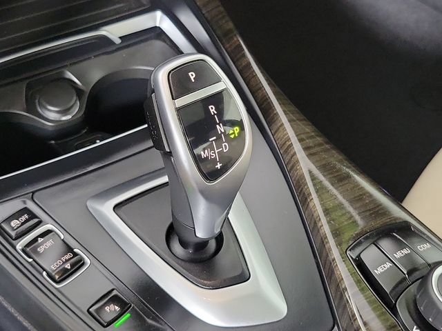 Used 2020 BMW 230i Coupe w/ Convenience Package RWD image 30