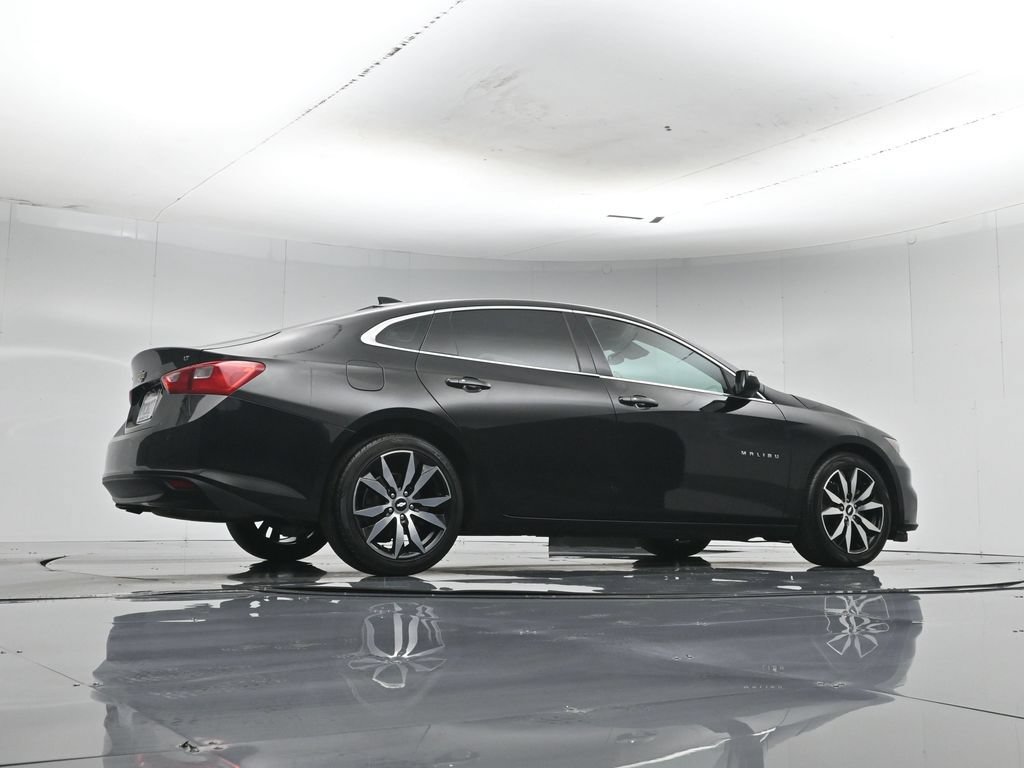 Used 2017 Chevrolet Malibu LT w/ Leather Package FWD image 53
