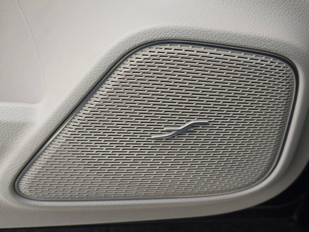 New 2026 Mercedes-Benz GLB 250 4MATIC image 27