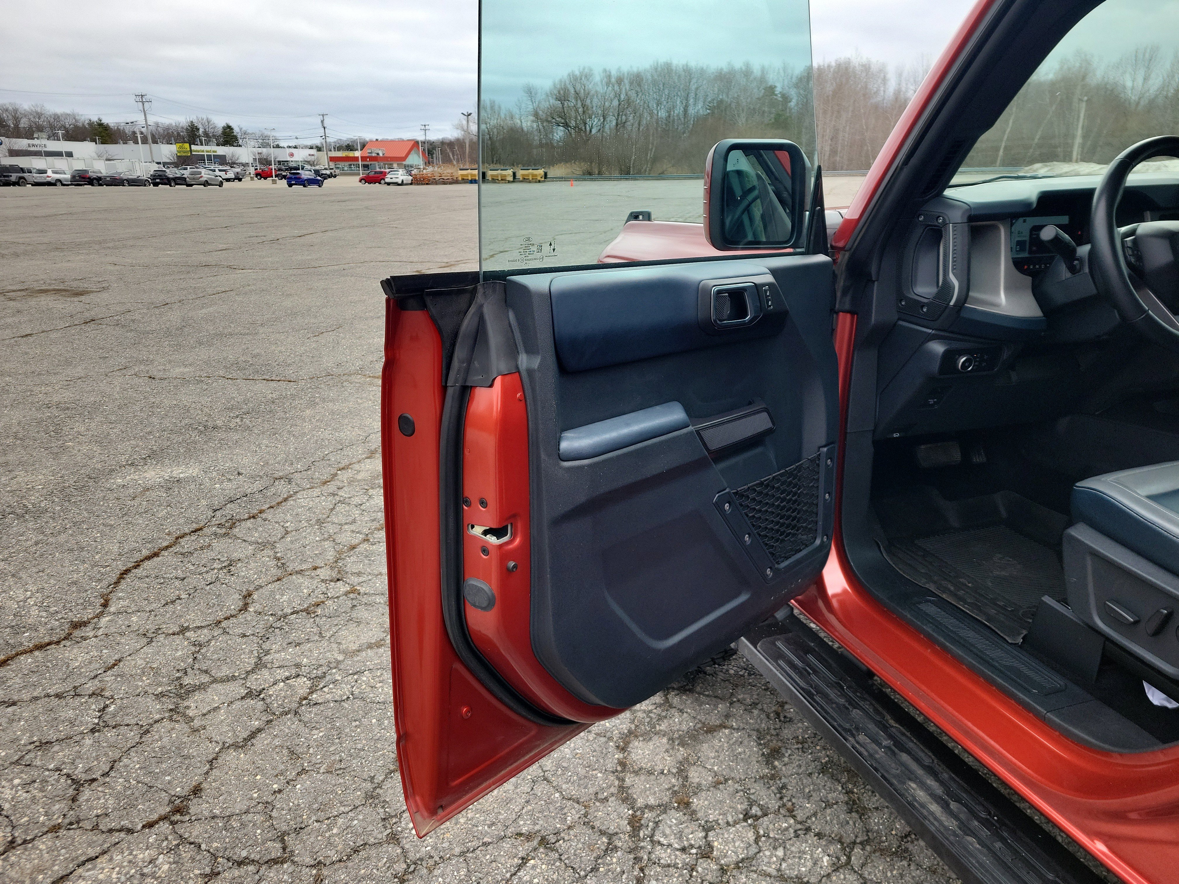 Used 2024 Ford Bronco Outer Banks w/ Sasquatch Package image 15