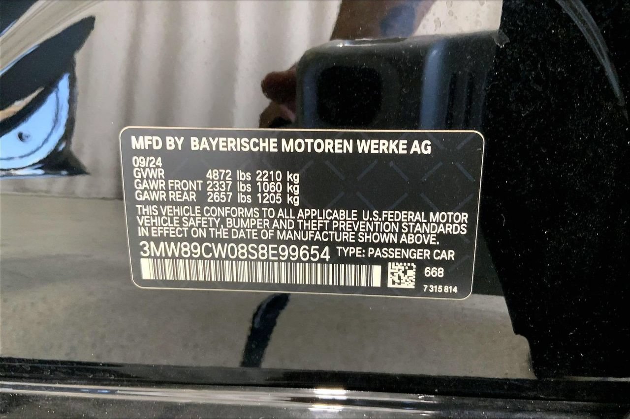 Used 2025 BMW 330i xDrive Sedan AWD/4WD image 33