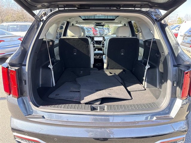 Certified 2022 Kia Sorento SX image 12