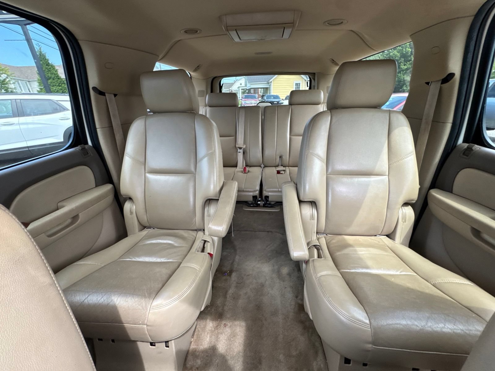 Used 2012 Chevrolet Suburban LTZ AWD/4WD image 20