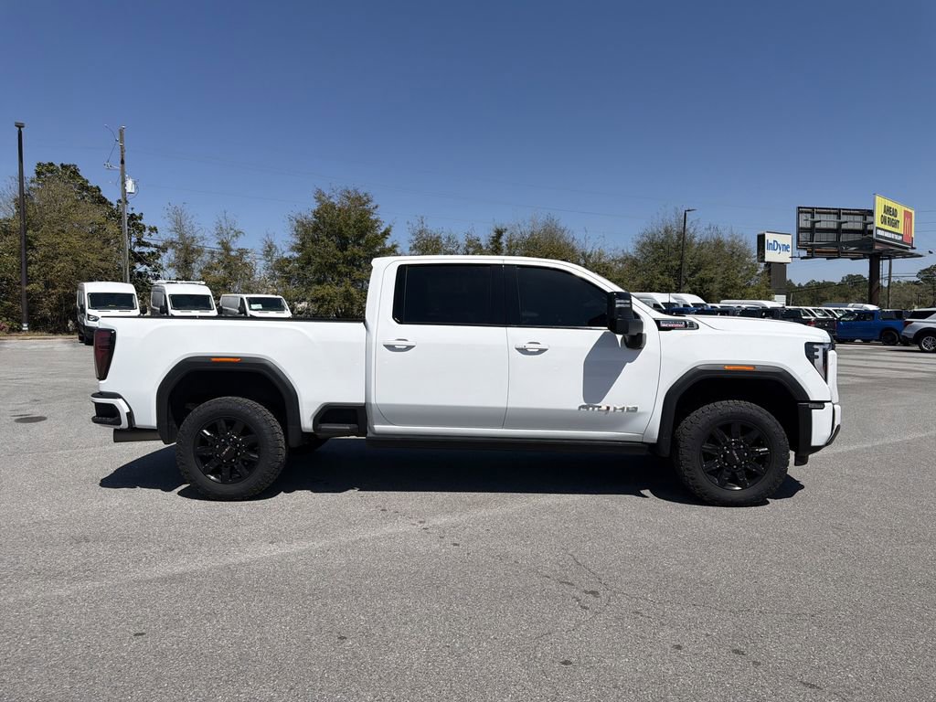 Used 2024 GMC Sierra 2500 AT4 w/ AT4 Premium Plus Package image 4