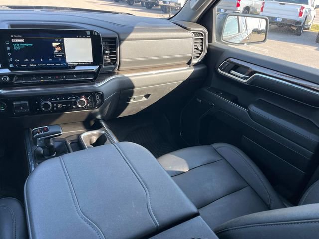Used 2024 Chevrolet Silverado 1500 RST w/ True North Edition Plus AWD/4WD image 17
