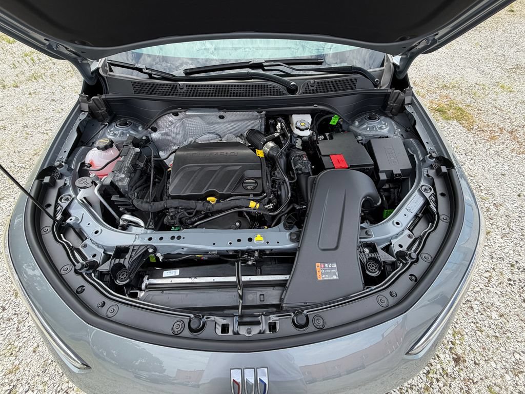 New 2026 Buick Envista Sport Touring w/ Convenience I Package FWD image 6