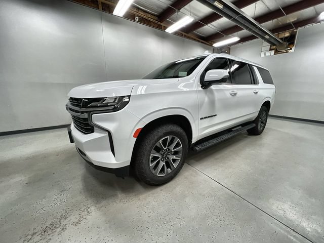 Certified 2022 Chevrolet Suburban LT w/ LT Signature Package AWD/4WD image 4