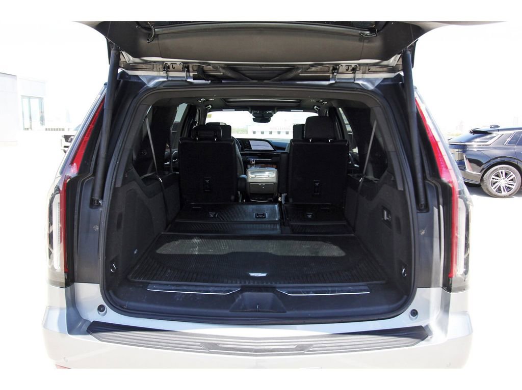Certified 2024 Cadillac Escalade ESV Premium Luxury image 31
