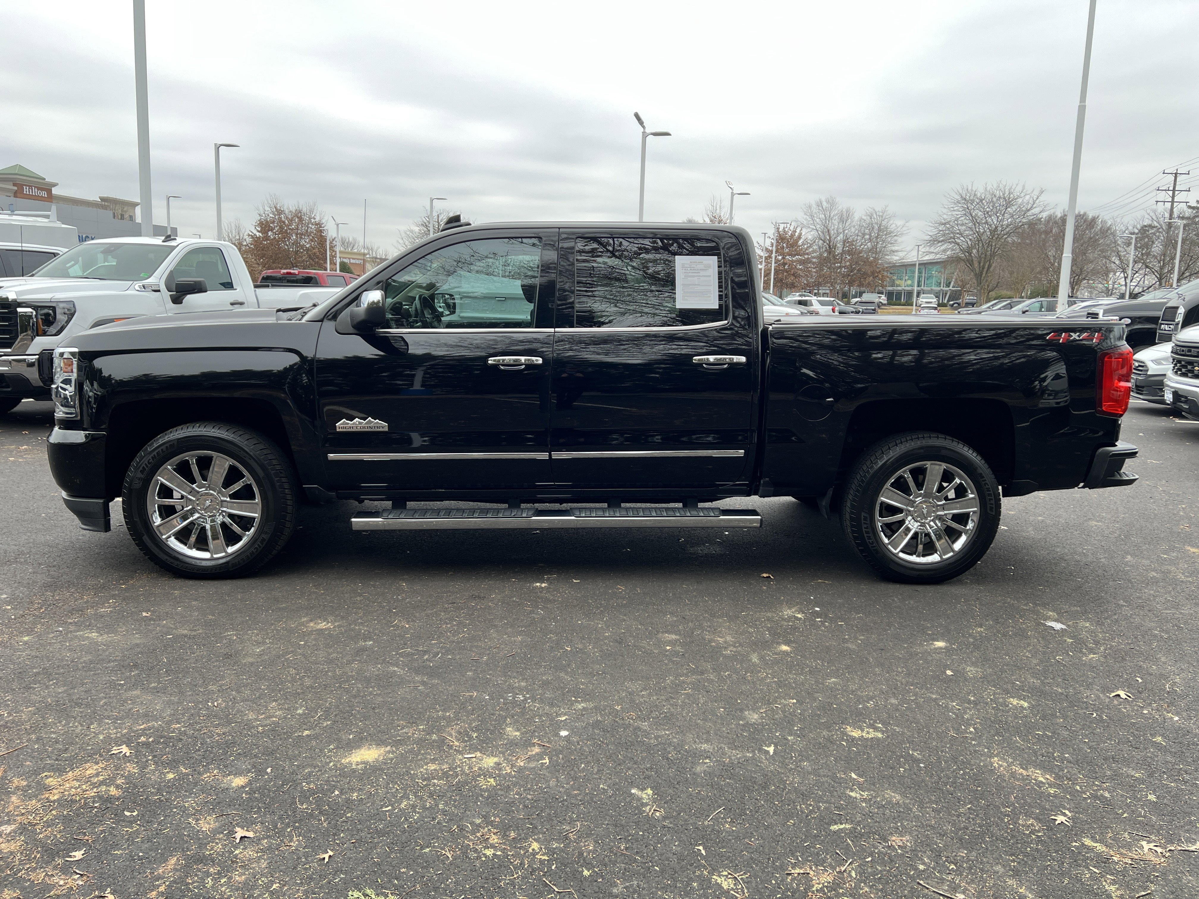 Used 2018 Chevrolet Silverado 1500 High Country image 7