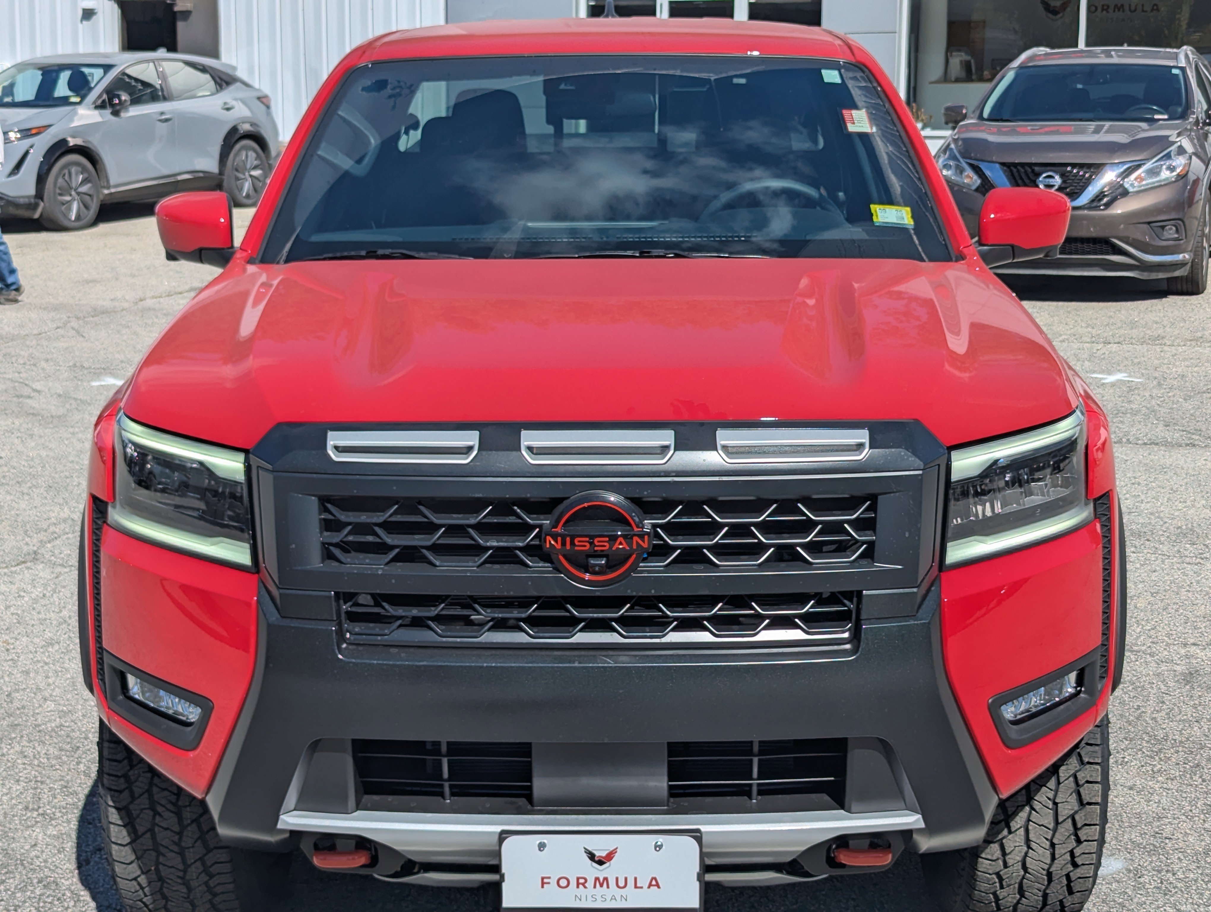 New 2026 Nissan Frontier PRO-4X w/ Pro-4x Convenience Package image 2