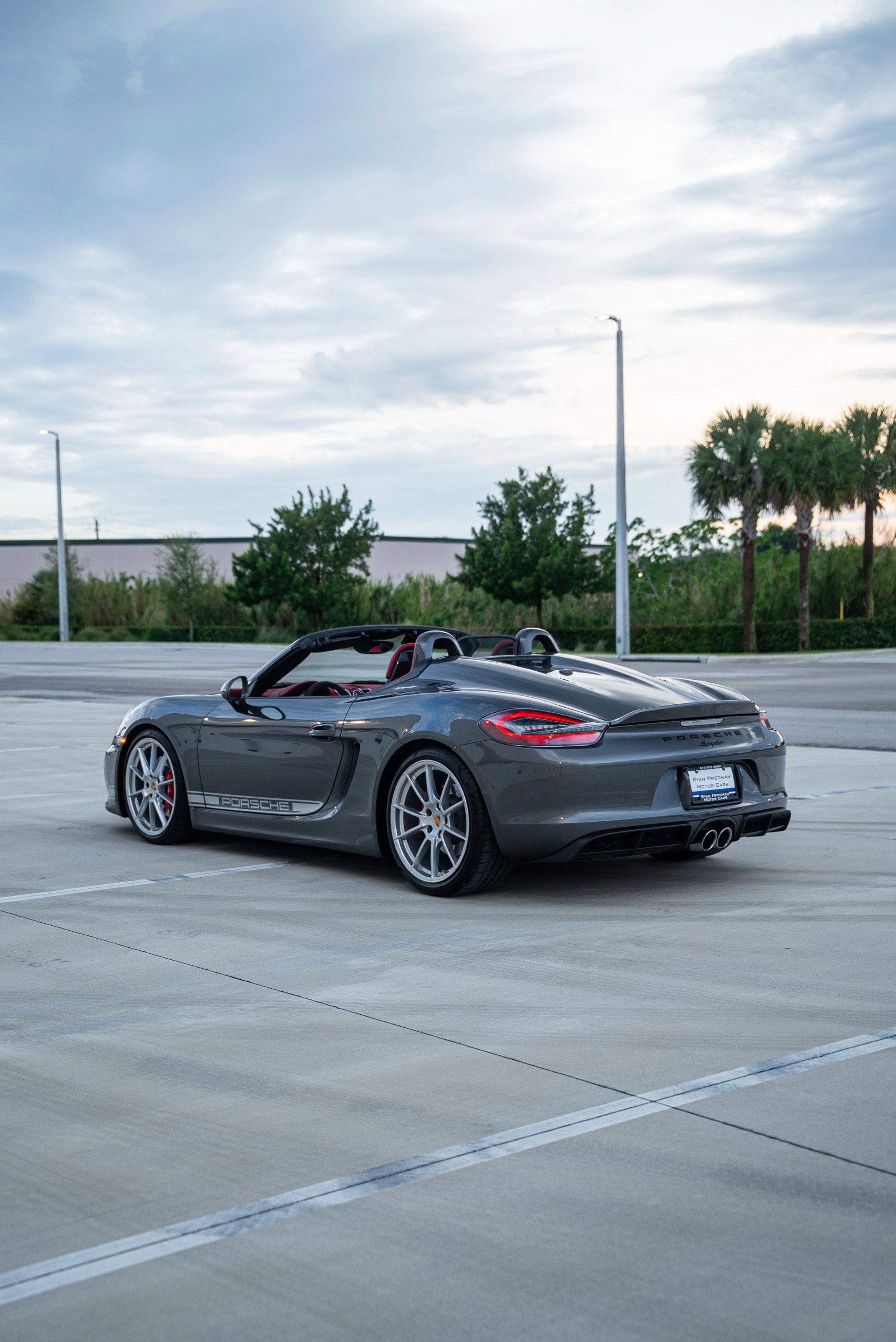 Used 2016 Porsche Boxster Spyder image 4