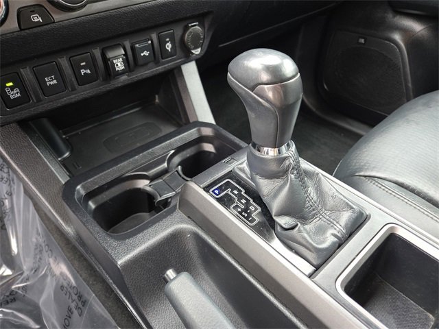 Used 2021 Toyota Tacoma TRD Off-Road image 16