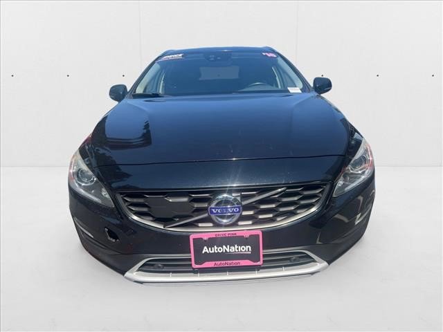 Used 2018 Volvo V60 T5 Cross Country Platinum